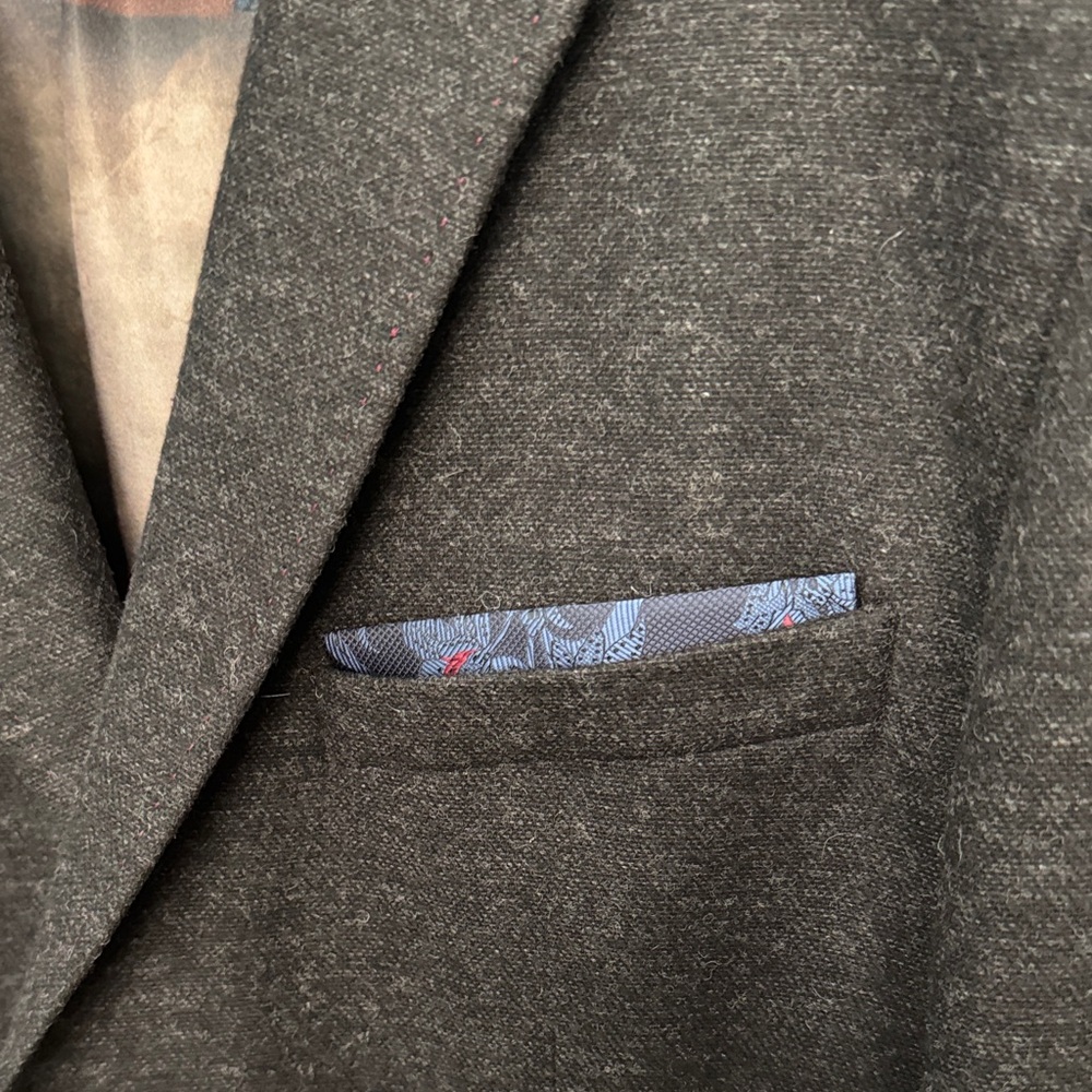 Ted Baker Black and Burgundy Gradient Blazer - Picture 4 of 14